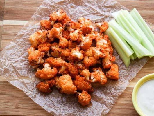 Air Fryer Buffalo Cauliflower Bits