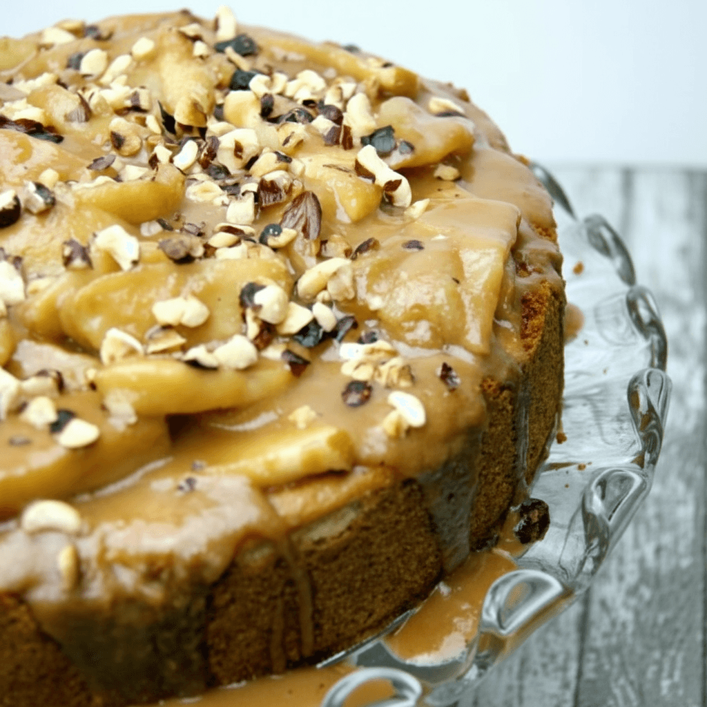 Amazing Caramel Apple Cheesecake