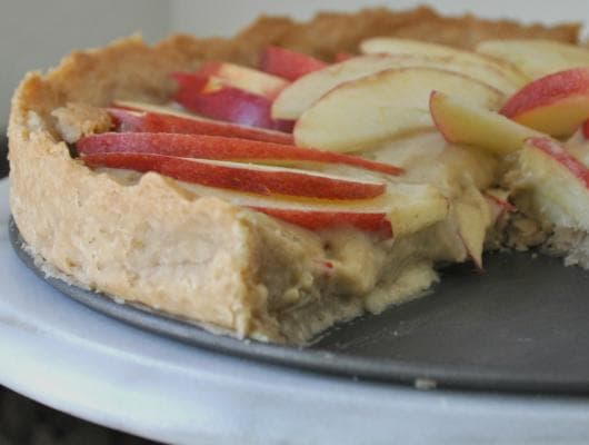 Apple Tart + Spiced Pastry Cream + Cinnamon Shortbread
