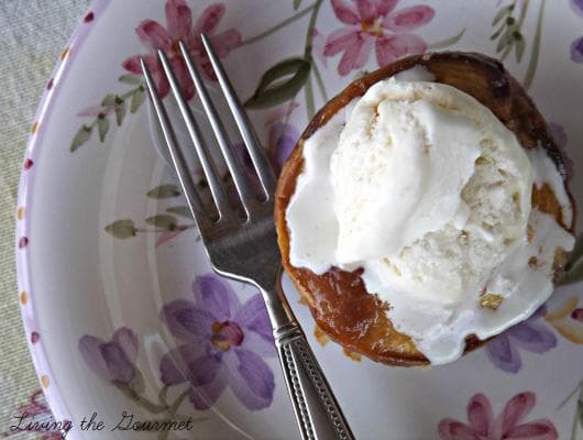 Baked Peaches and Cream