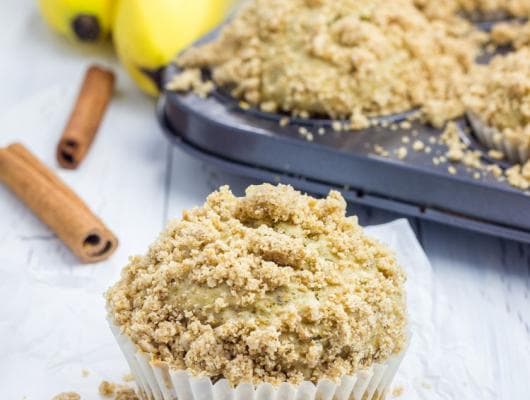 Banana Bread with Streusel Topping