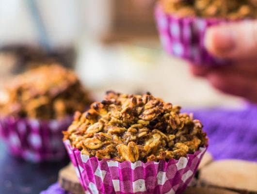 BANANA OATMEAL MUFFIN