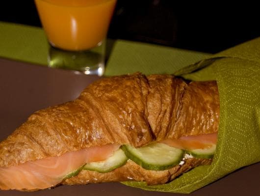 "Cuisine fusion" croissant.