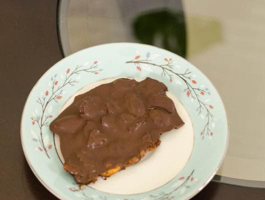 Bacon Almond Chocolate Bar Recipe [Paleo, Gluten-Free, Dairy-Free]