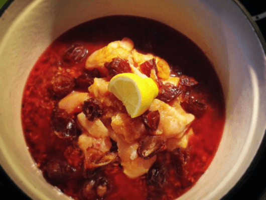 Baked Chicken with lemon and dates