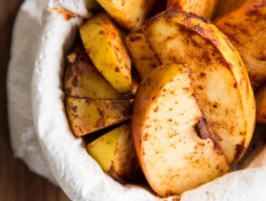 Baked Cinnamon Apple Wedges